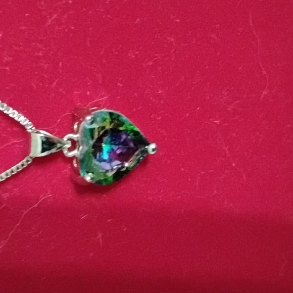 Mystic Topaz Heart-Shaped Sterling Silver Pendant with Chain. NEW - Picture 4 of 12